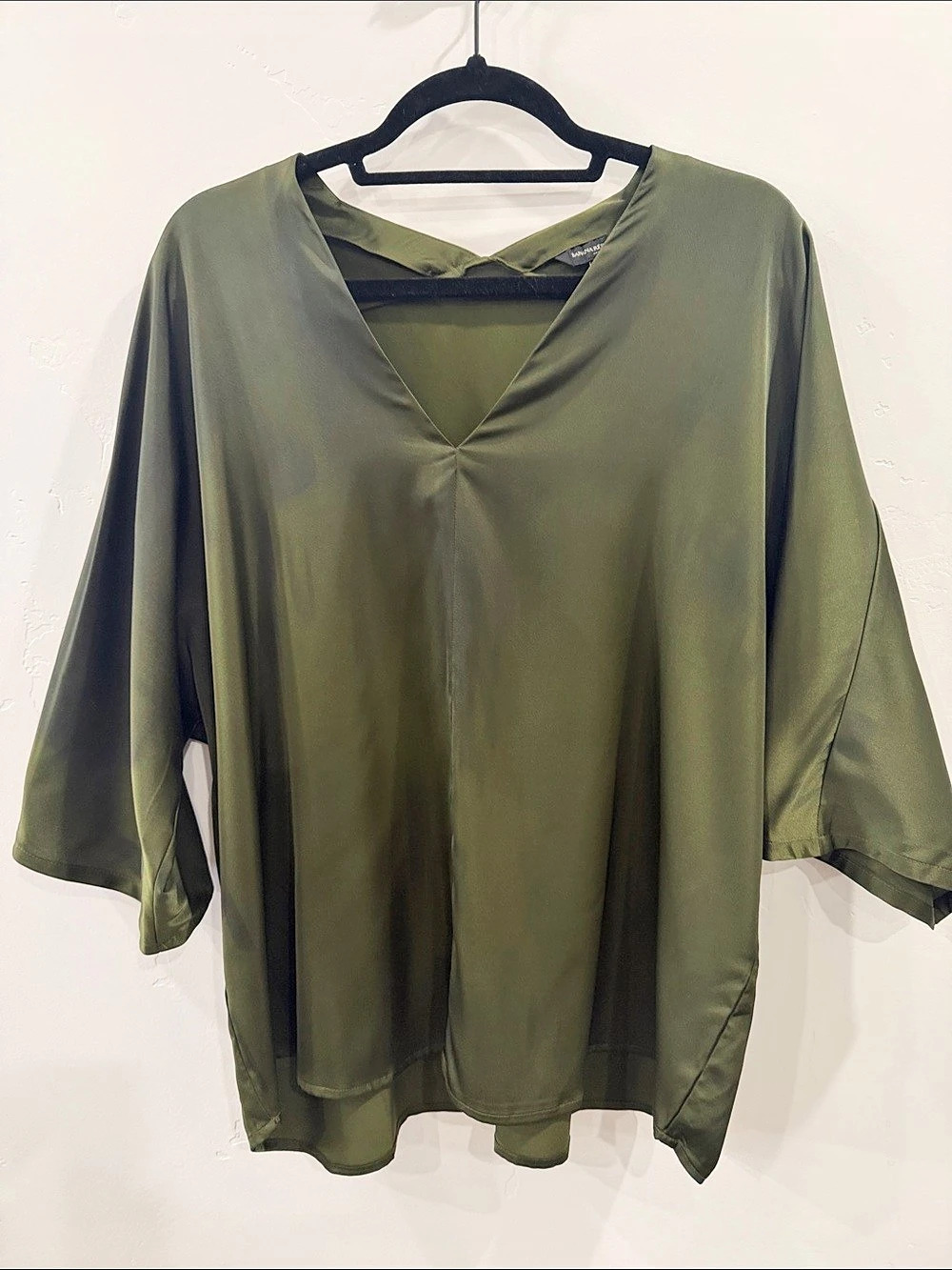 Banana Republic Olive V-Neck Blouse Size Large
